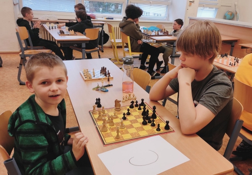 Šachový turnaj na ZŠFH f02