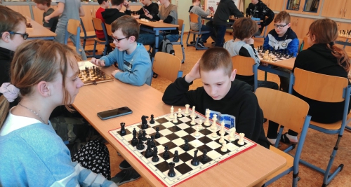 Šachový turnaj na ZŠFH f03